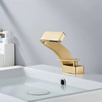 Robinet de Baignoire en Cascade — Design Moderne | SOLNA