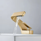 Robinet de Baignoire en Cascade — Design Moderne | SOLNA