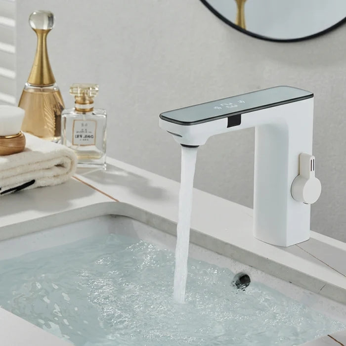Robinet de Salle de Bain Design Moderne — Finition Inox | VOSS