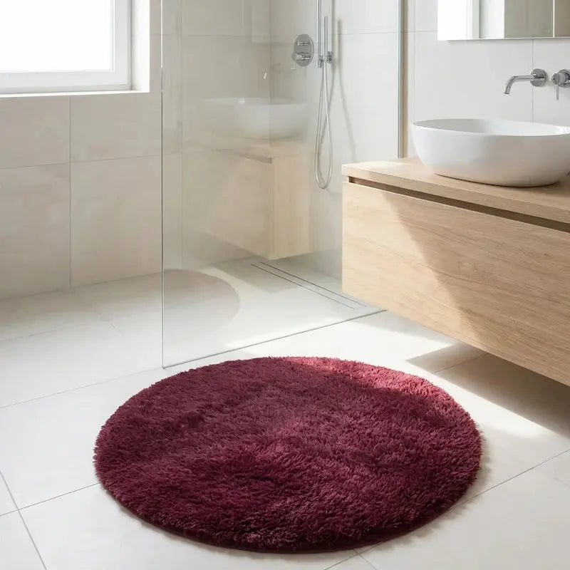 Tapis de Bain Rond Moelleux Antidérapant – Bordeaux, Effet Fourrure